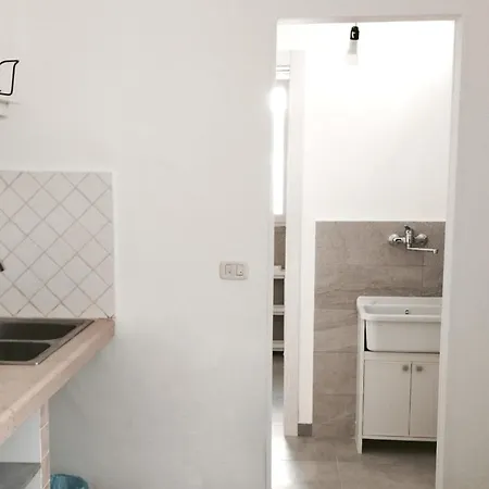 Dieci Antico - Casa Indipendente A Due Passi Da Porta Rudiae *