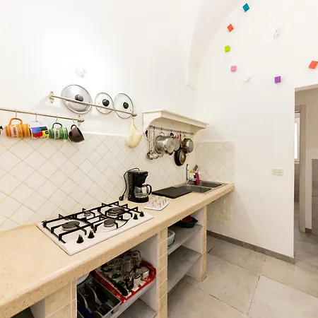 Dieci Antico - Casa Indipendente A Due Passi Da Porta Rudiae Hébergement de vacances