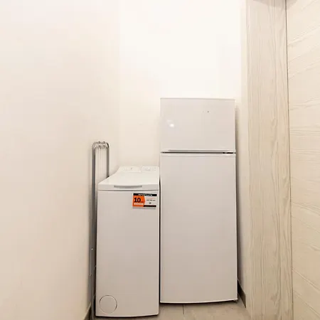 Dieci Antico - Casa Indipendente A Due Passi Da Porta Rudiae Hébergement de vacances *