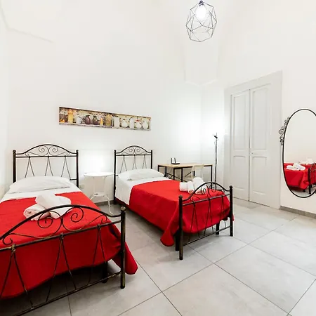 Dieci Antico - Casa Indipendente A Due Passi Da Porta Rudiae